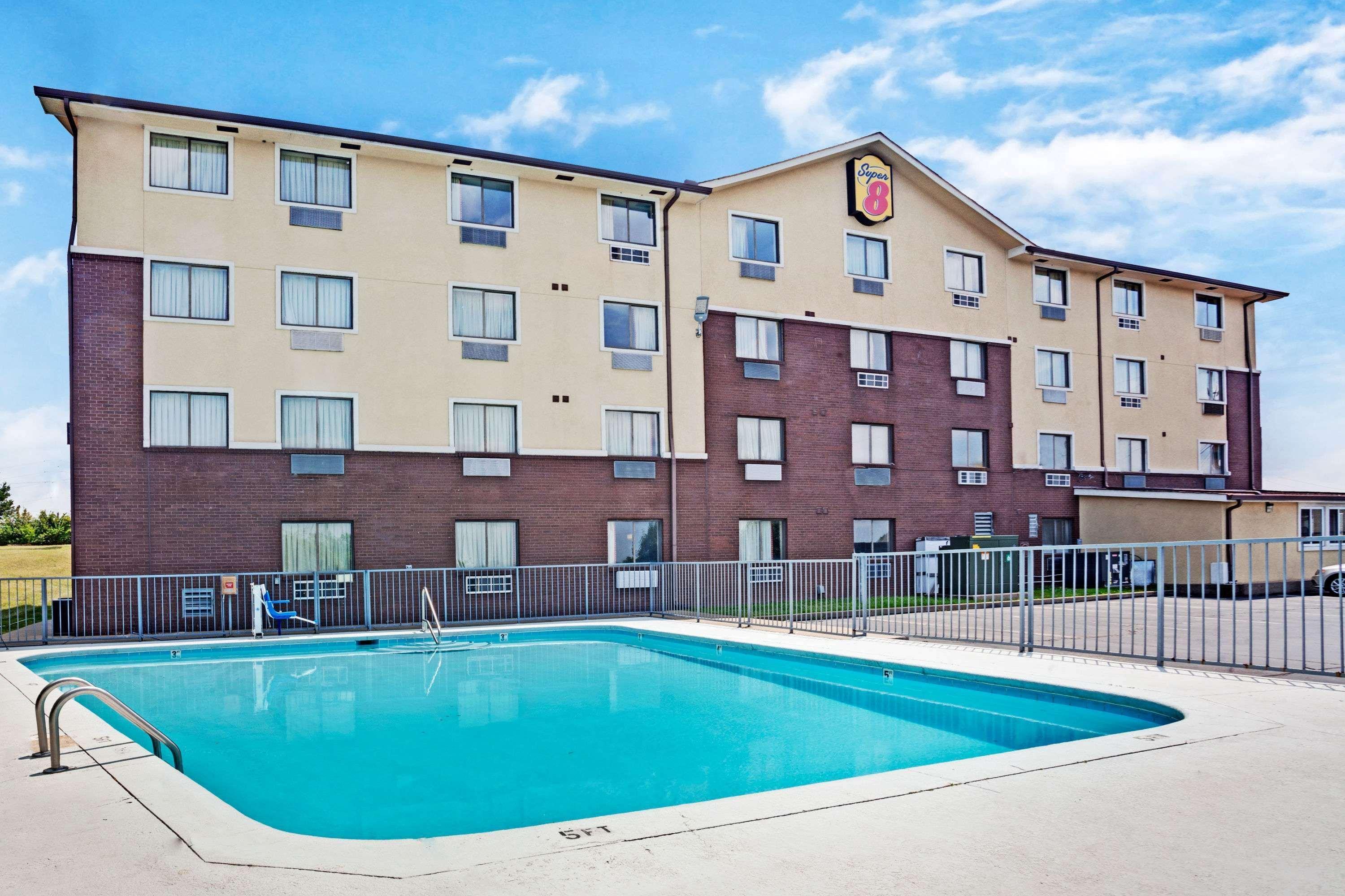 Super 8 By Wyndham Nashville/ Dntn/ Opryland Area Extérieur photo