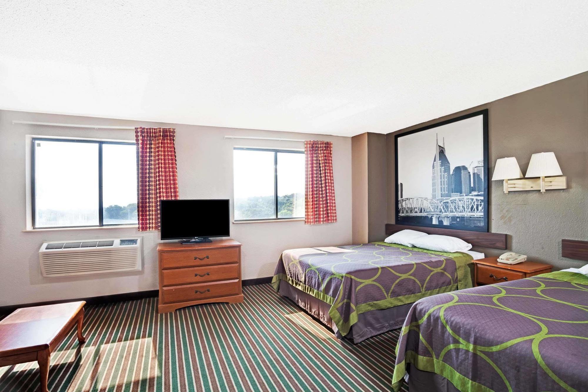 Super 8 By Wyndham Nashville/ Dntn/ Opryland Area Extérieur photo
